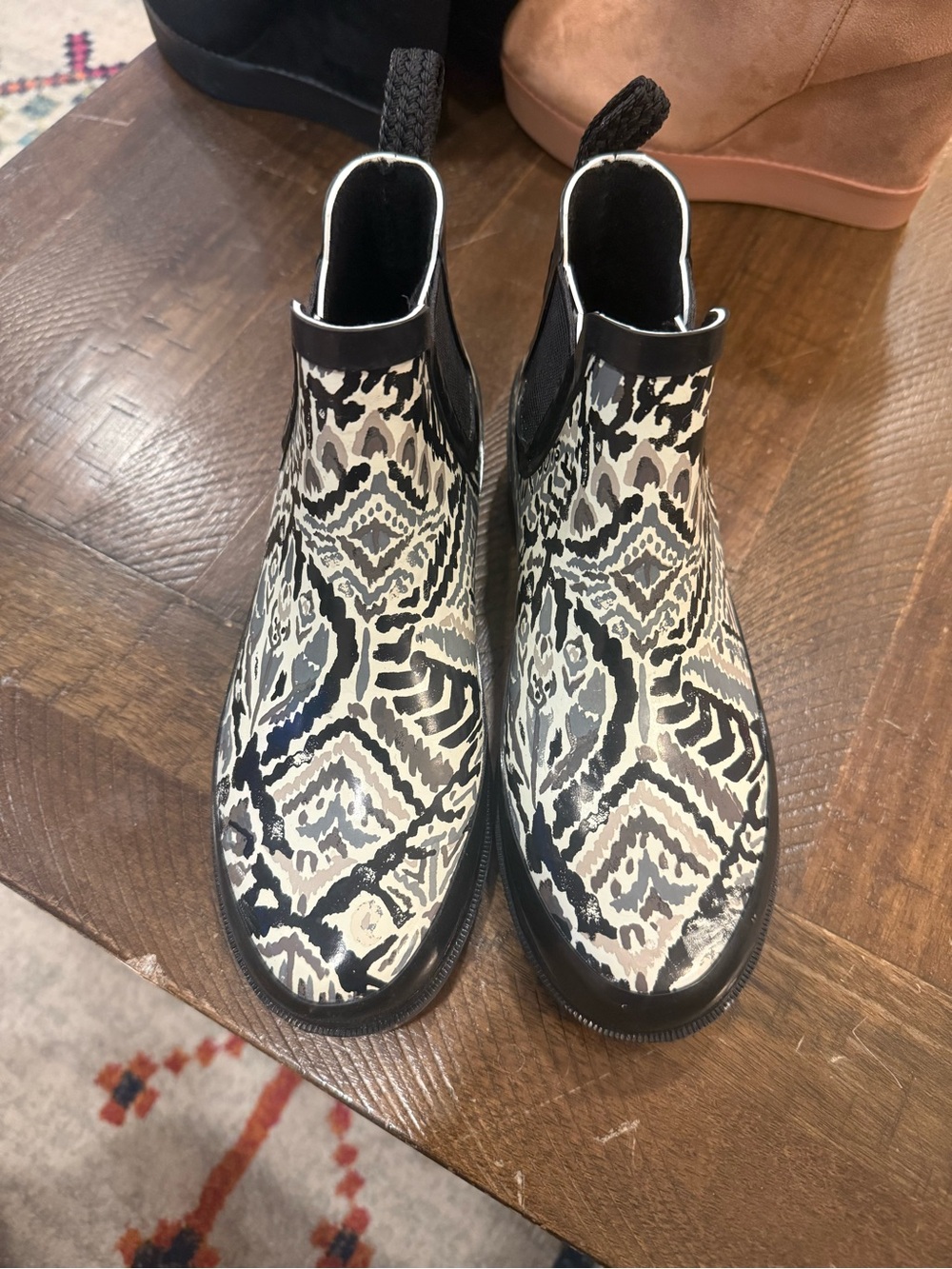 Women’s Patterned Rain Ankle Boots - Size 6